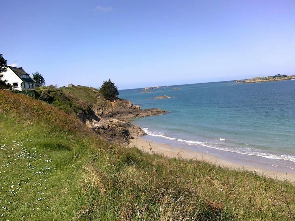 Mer Et Yourtes Henvic Bagian luar foto